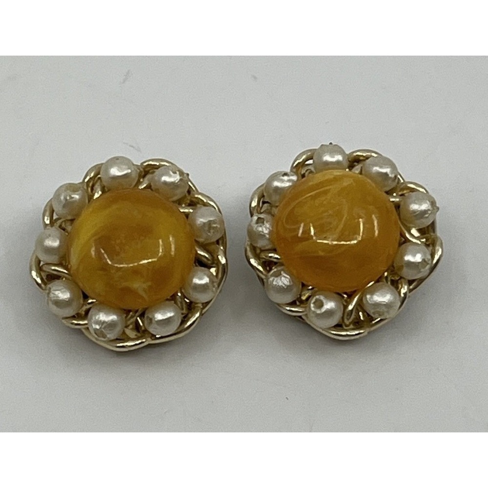 Vtg Orange Swirl Faux Pearl Round Clip On Earrings Hong Kong‎ .75"
